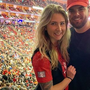 Meet your Posher, Ellysa